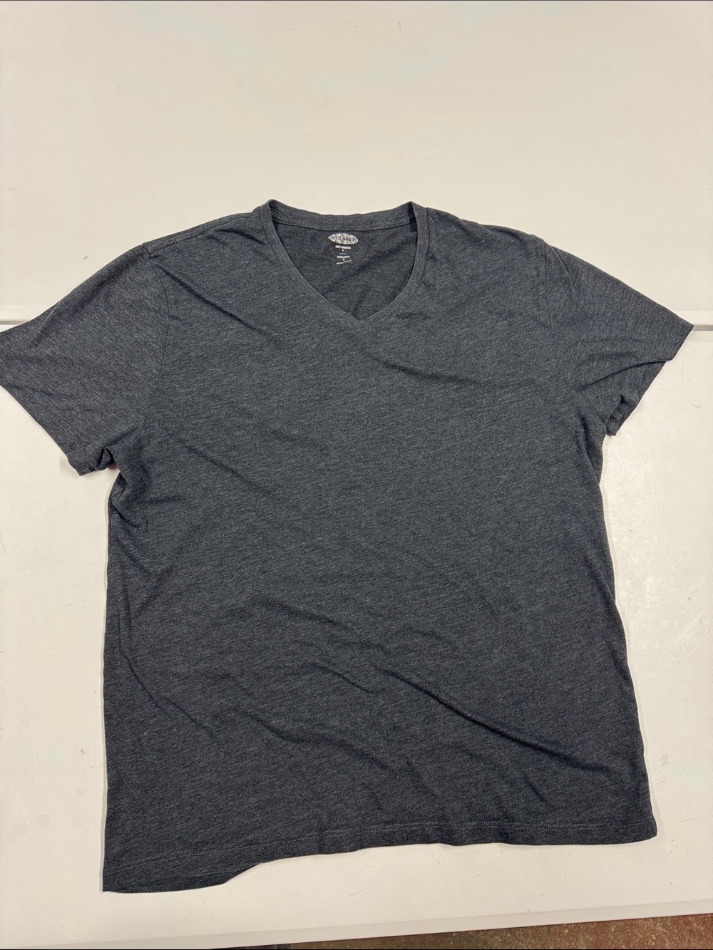 Old Navy Men's V-Neck Short Sleeve Tee - Charcoal Gray